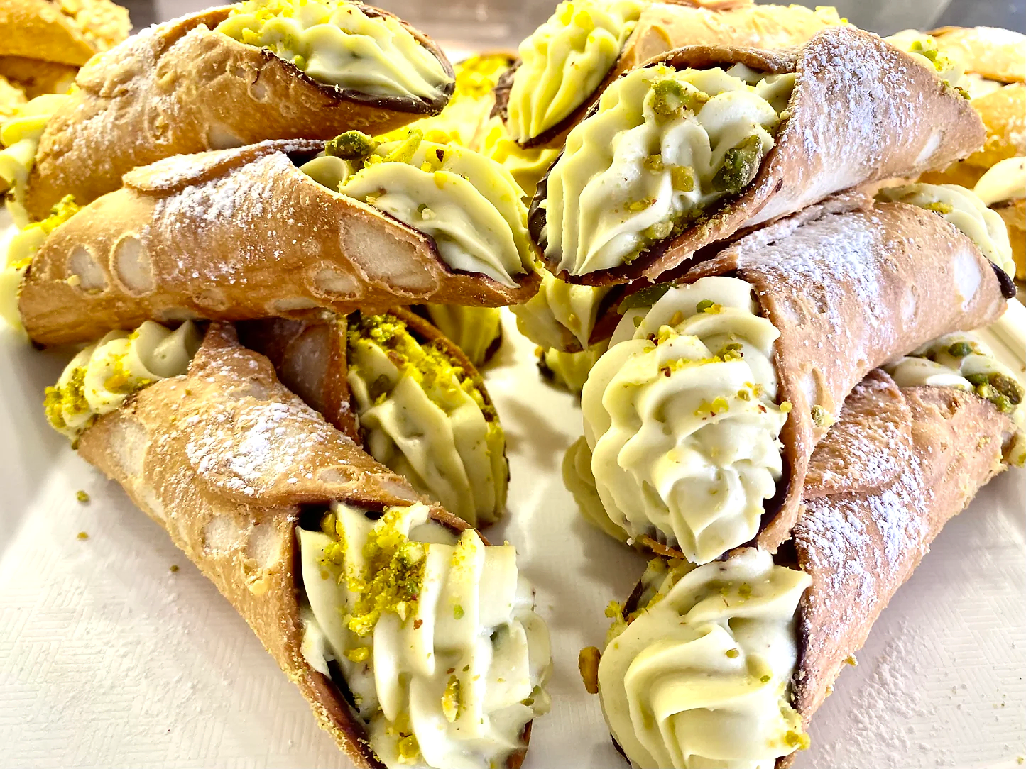 Pistachio Cannoli