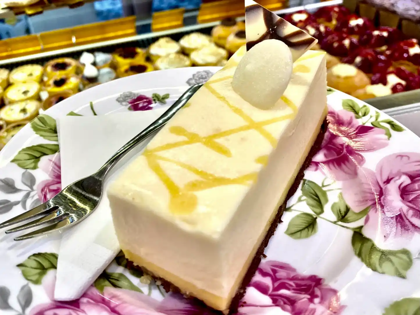 Lemon & White Chocolate Slice