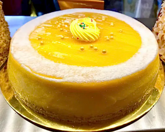Baked Mango Cheesecake