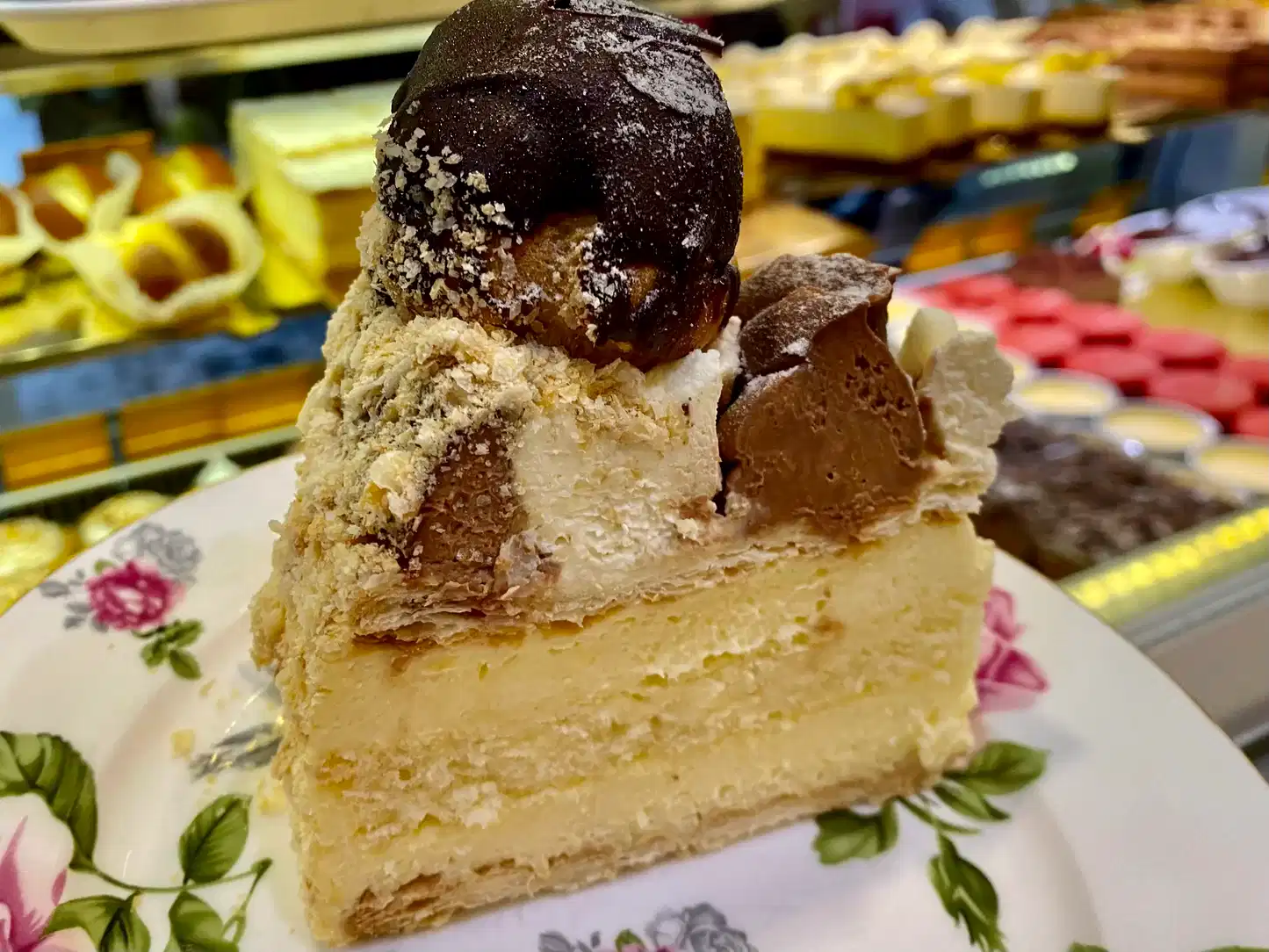 St Honore Cake